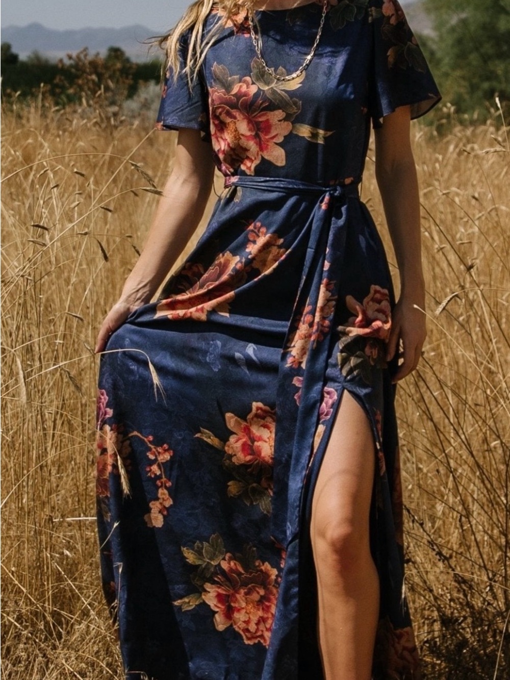 Baltic Born Colina Maxi Dress Navy Floral Size L NWT - Picture 3 of 7